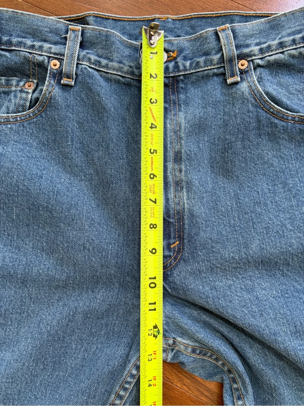 Y2K Vintage Levi’s 505 Straight Leg Jeans – Made in USA 2002 (W34 L29)